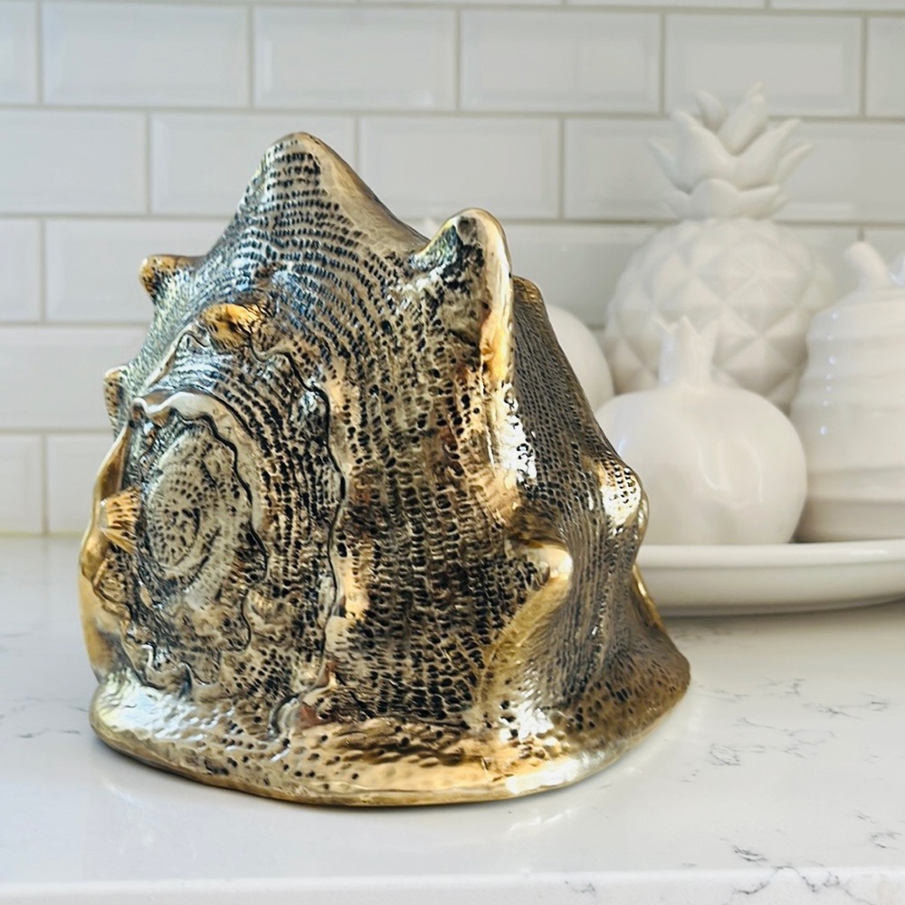 Place & Time Large Ceramic Conch Shell Gold